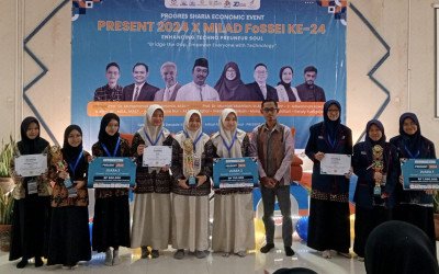 Tim Ekonomi Syariah Kembali Meraih Juara dalam Islamic Economy Olympiad IAI Tazkia